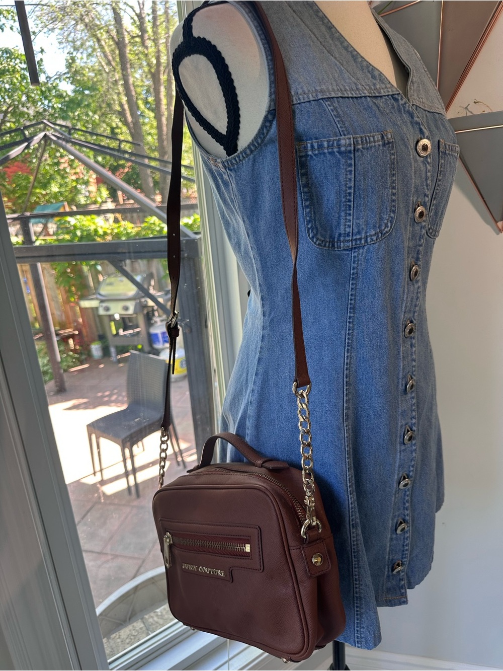 VINTAGE Y2K JUICY COUTURE Brown Leather Crossbody Shoulder Camera Bag Purse Gold